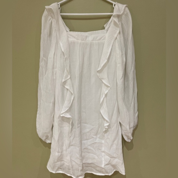 glam Dresses & Skirts - GLAM dress 🤍